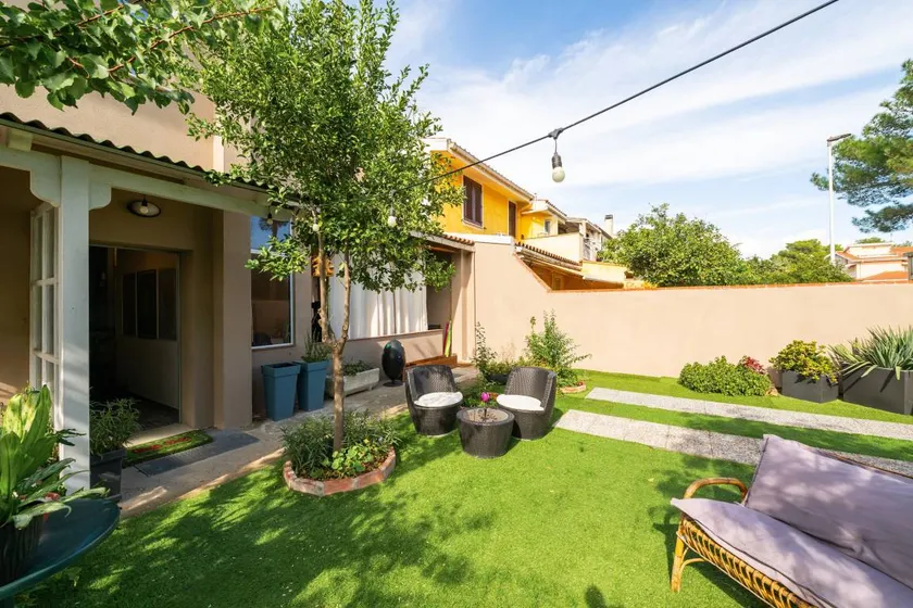 Ferienhaus mit Grill, Garten und Terrasse | Gartenblick - Image 1