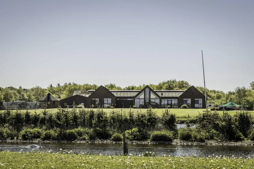 Voll ausgestattetes wunderschönes Ferienhaus mit Grill, Garten und Sauna | Haustiere erlaubt - Image 1
