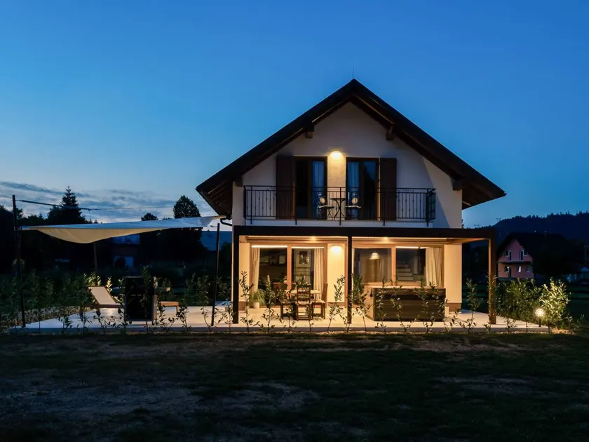Casa con sauna, idromassaggio e giardino - Image 1