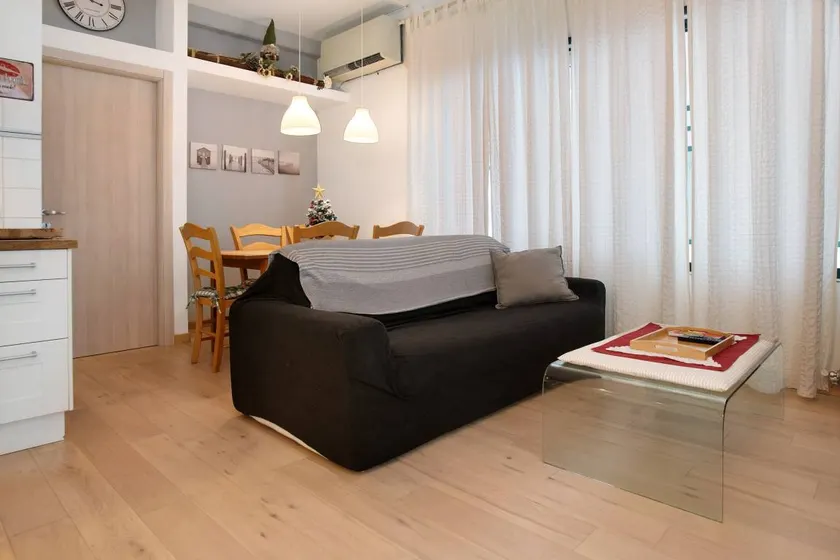 Flat with garden | Mountain view - Image 1