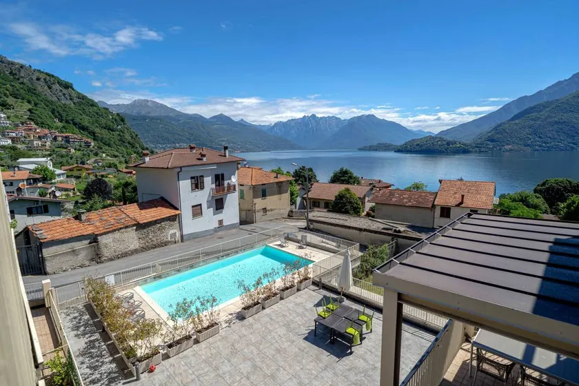 Holiday home with sauna, terrace & garden | Lake view - Image 1