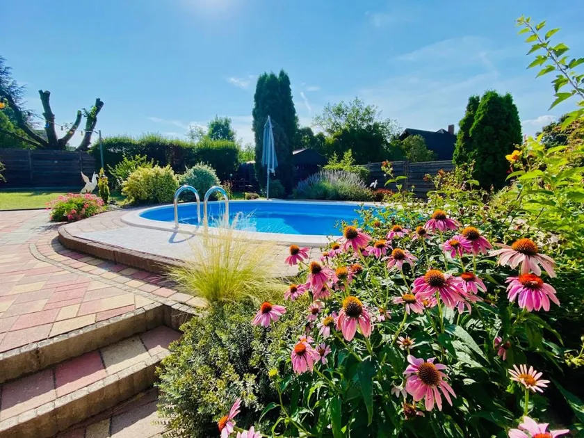 Flat with terrace, BBQ & garden - Image 1