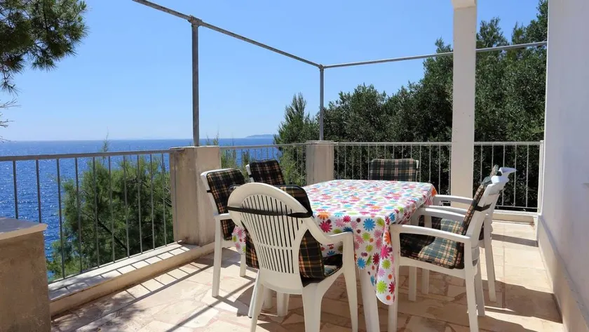 Flat with barbecue & terrace | Sea view - Image 1
