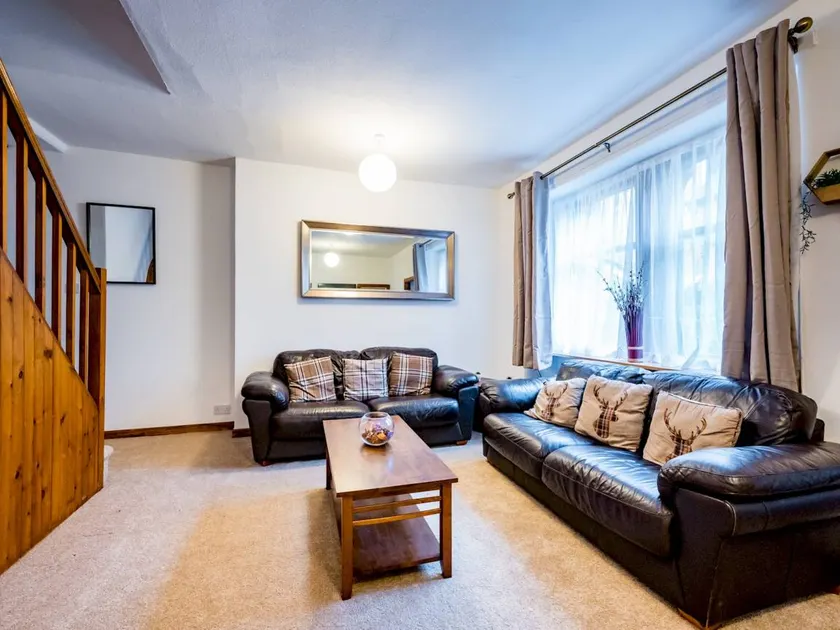 Holiday home with fast internet, garden & terrace | City view - Image 1