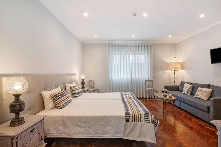 Milreu Guesthouse – Zimmer „Malva“ - Image 1