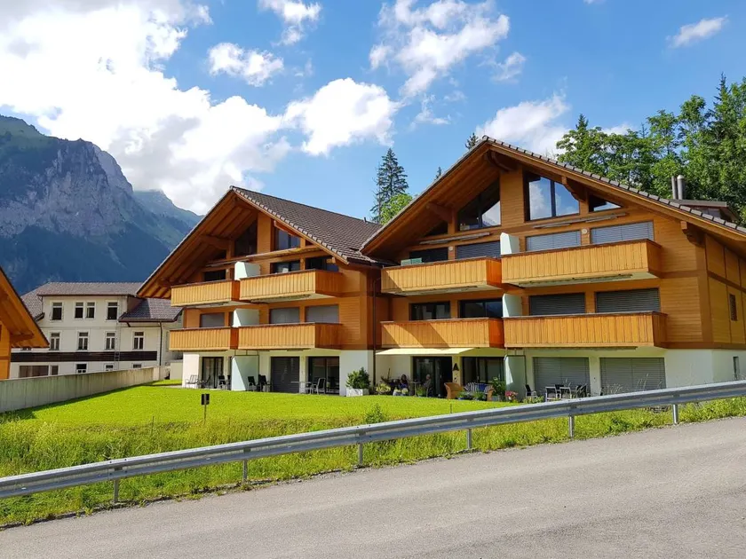 Apartment with garden | Mountain view - Image 1