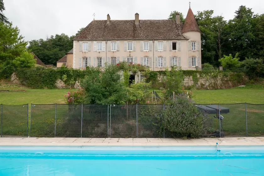 Castle with garden, private pool & BBQ | Garden view - Image 1