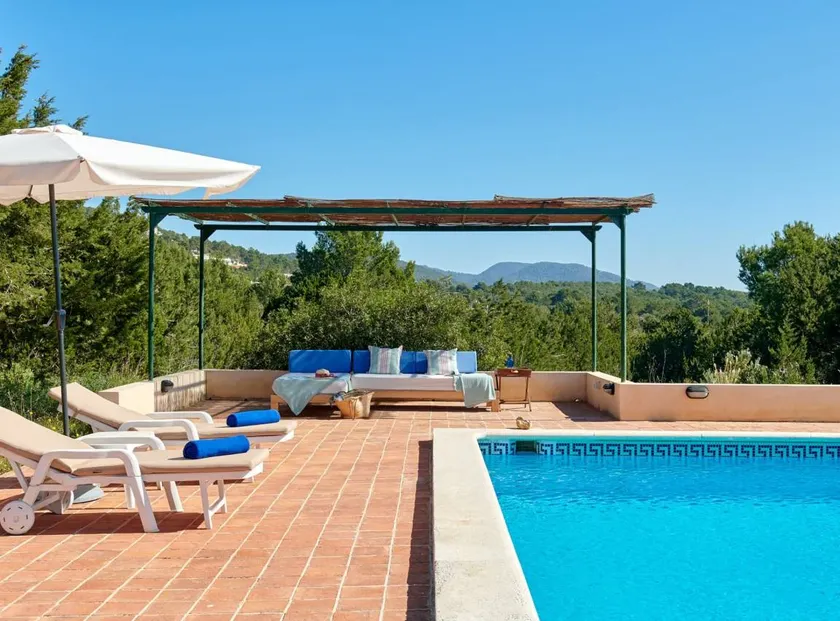 Villa 'Can Roca' with Sea Views, Wi-Fi and Air Conditioning - Image 1