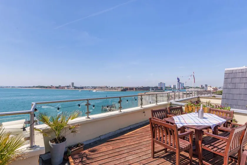 Child-friendly charming cottage with garden & terrace | Beach view | Close to the beach - Image 1