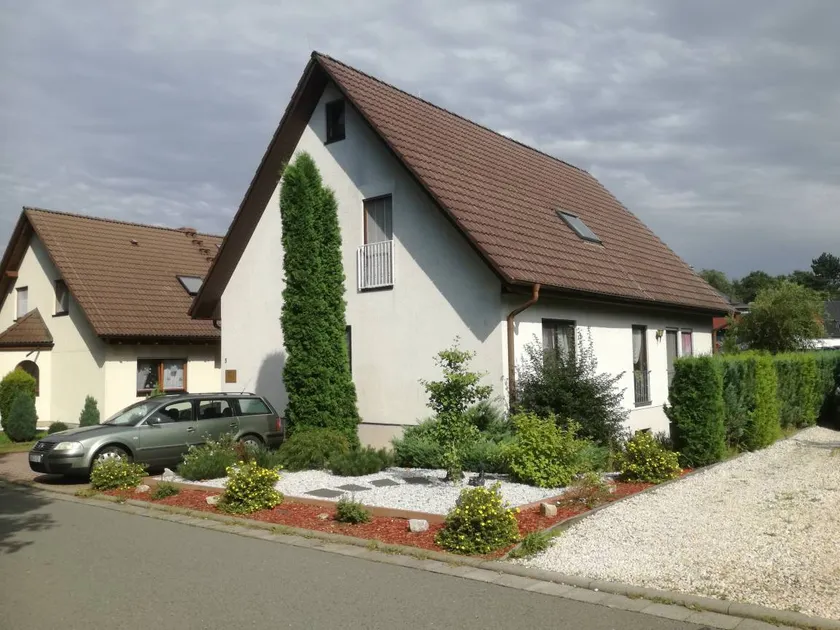 Holiday apartment with barbeque & garden | Garden view - Image 1