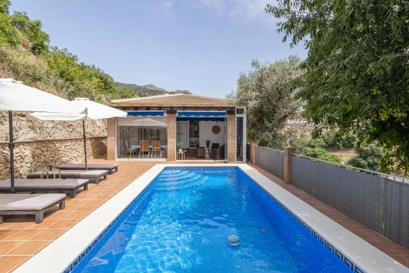 Ferienhaus mit Pool, Terrasse und Grill | Bergblick - Image 1