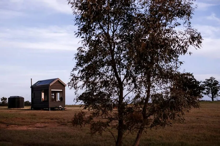 Breathtaking Tiny House with Delightful Sky Views in Pomonal, Victoria - Image 1