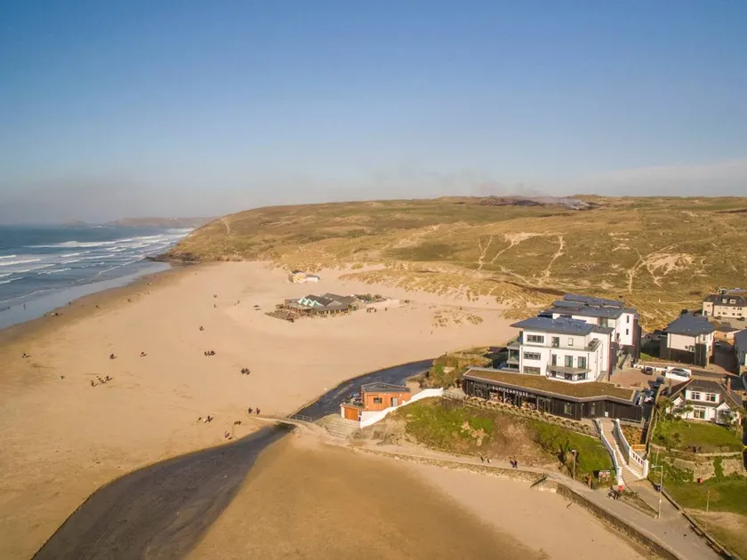 Fully equipped cottage with garden | Beach view | Beach nearby - Image 1