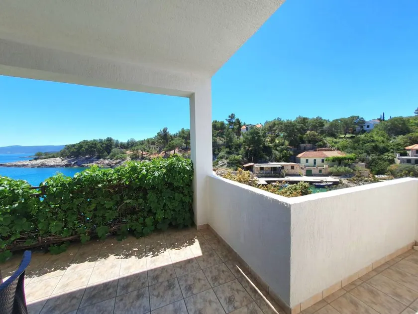 Holiday apartment with garden & barbeque | Sea view | Beach nearby | Pets allowed - Image 1