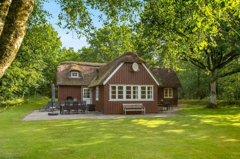 Fully equipped beautiful holiday home with terrace - Image 1