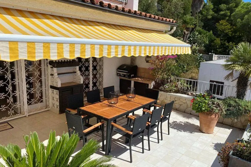Holiday home with barbecue | Good for workation - Image 1