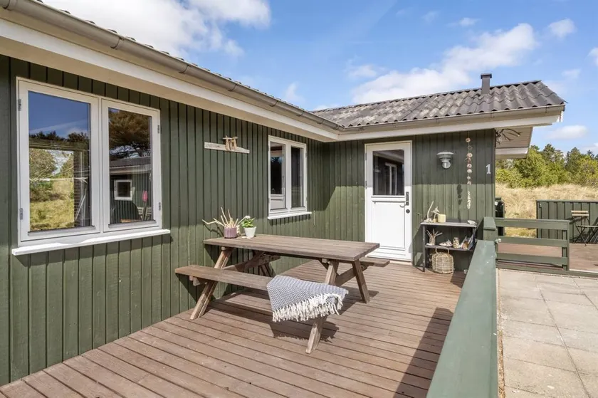 Children-friendly pleasant house with terrace & barbecue - Image 1