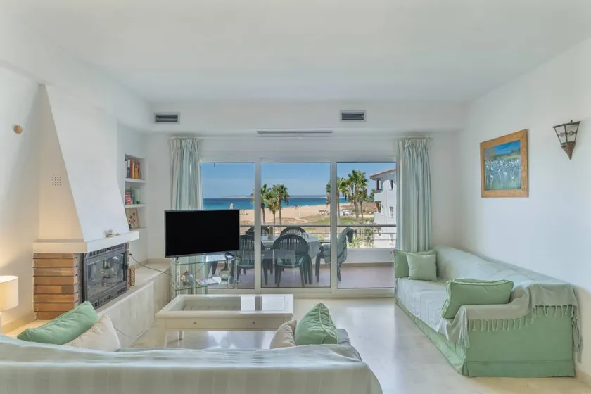 Children-friendly holiday apartment | Beach view | Close to the beach | Pets allowed - Image 1