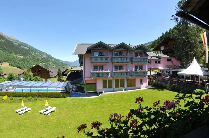 Kinderfreundliche Ferienwohnung mit Sauna, Grill und beheiztem Pool | Haustiere sind willkommen - Image 1