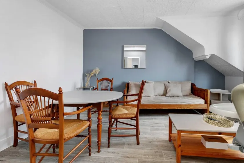 Charming holiday apartment with garden & terrace | City view | Close to the beach | Pets are welcome - Image 1