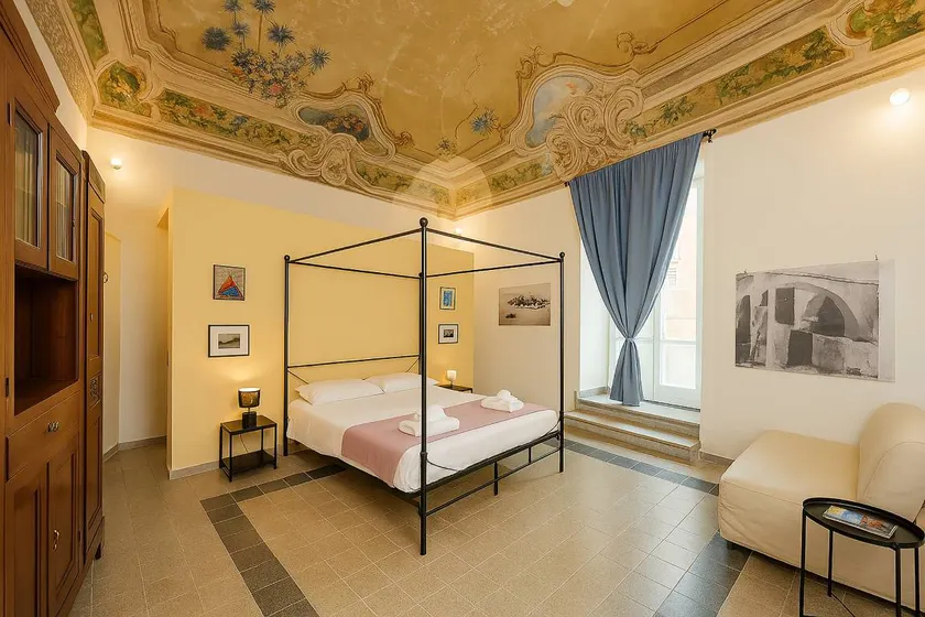Nice bed & breakfast | Next to the beach - Image 1