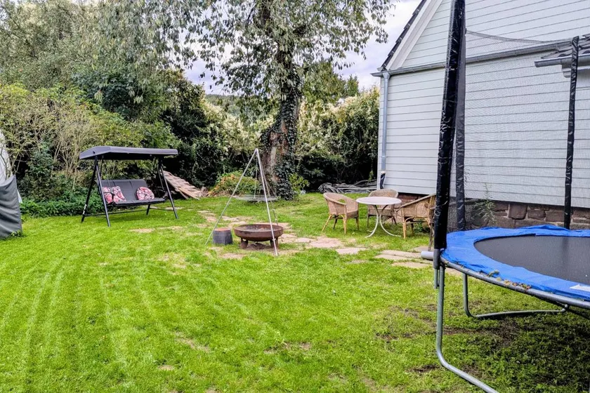 Child-friendly holiday home with garden, sauna & barbeque | Garden view | Good for workation | Dogs allowed - Image 1