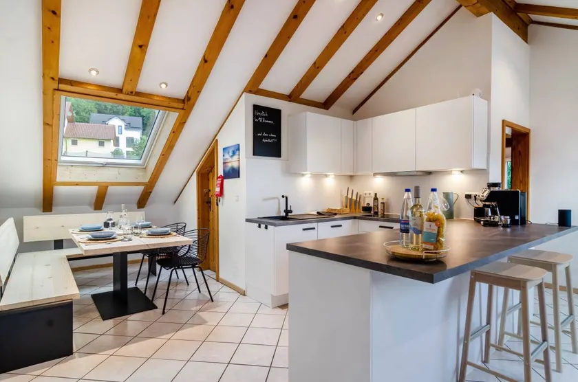 Holiday Apartment 'Enjoy Mal' with Shared Garden, Balcony, and Wi-Fi - Image 1