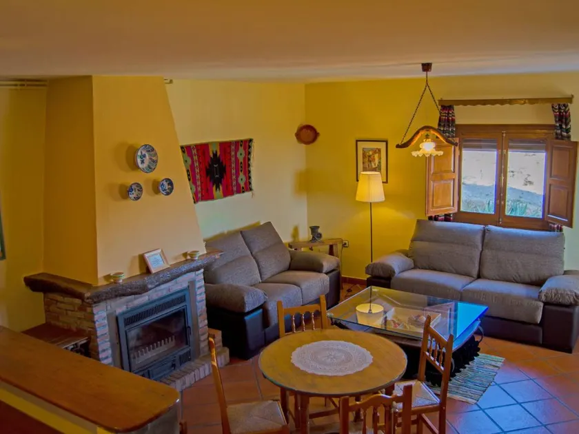 Holiday home with BBQ, pool & terrace | Dogs allowed - Image 1