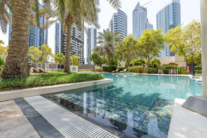 Child-friendly big apartment with sauna & pool | Close to The Dubai Fountain - Image 1