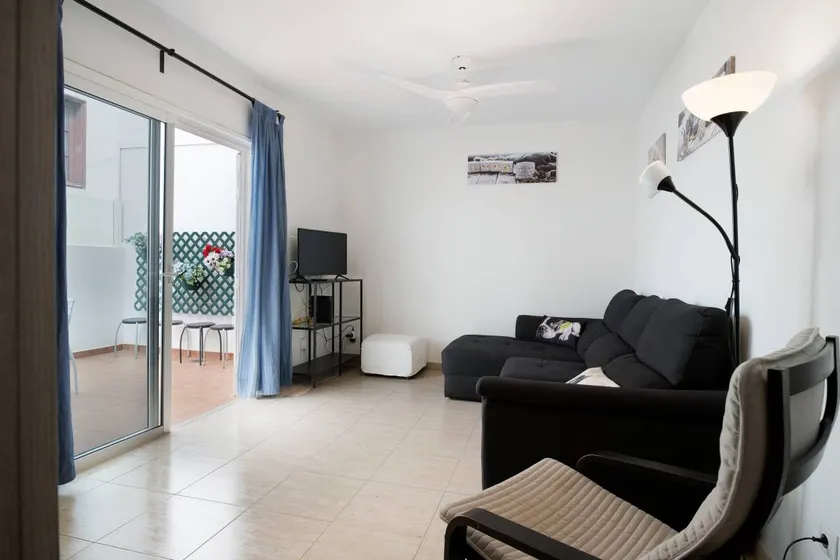 Vacation Home "Casa Tipica Canaria" with Sea View, Private Terrace & Wi-Fi - Image 1