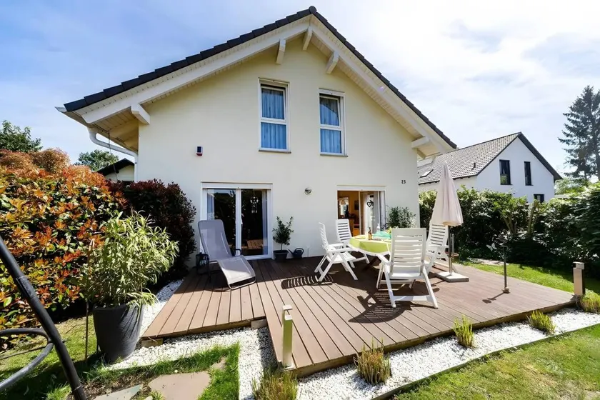 Family-friendly house with barbeque, terrace & garden | Perfect for remote work | Dogs allowed - Image 1