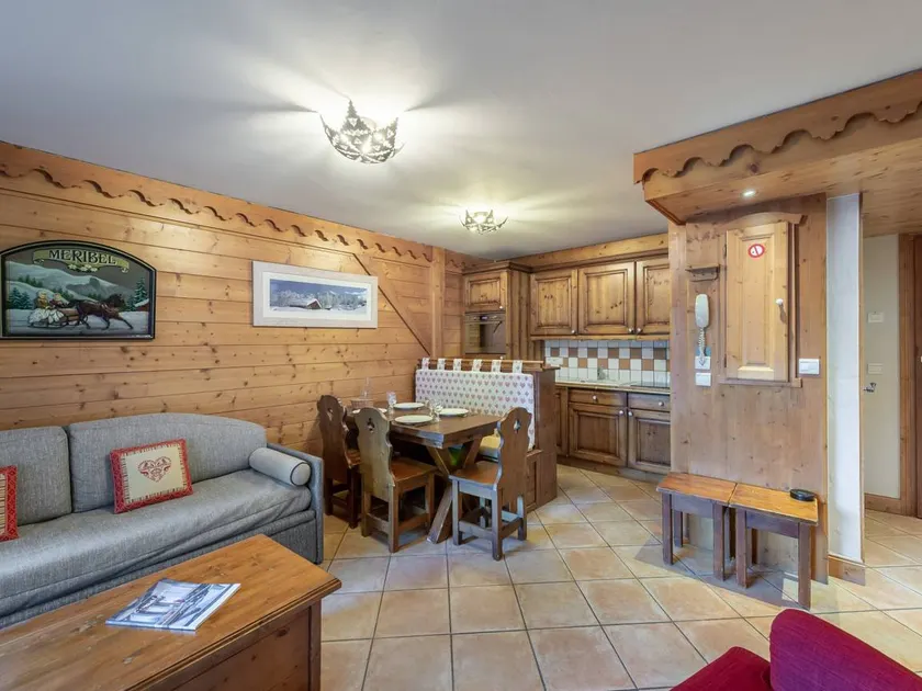 Apartment with pool | Mountain view - Image 1