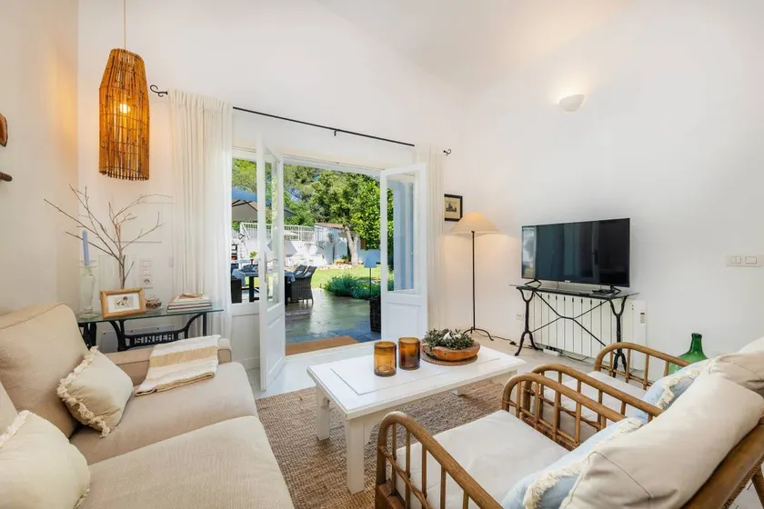Ferienhaus 'Casa Familia' mit privatem Pool, WLAN und Klimaanlage - Image 1