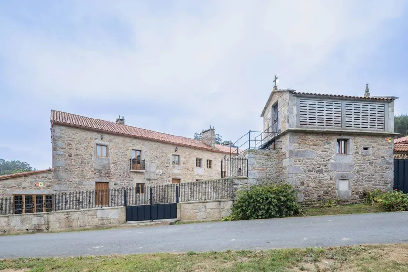 Country House 'Arijón' with Sea View, Private Pool and Wi-Fi - Image 1