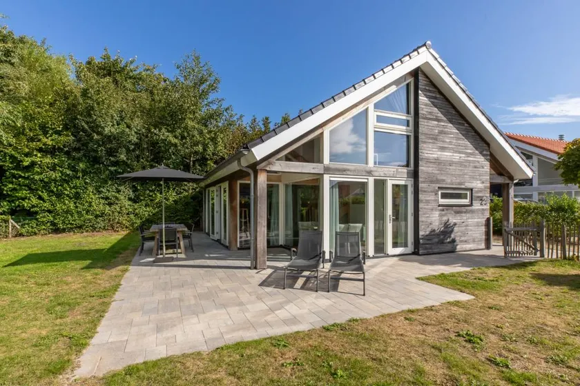 Zonnedorp 23 Zeeland Huis Renesse: Luxury Beach Holiday | Close To North Sea - Image 1