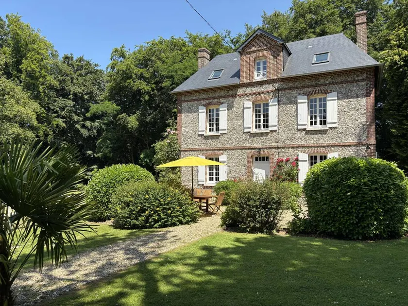 Haven of nature between forest and sea in Normandy - Image 1