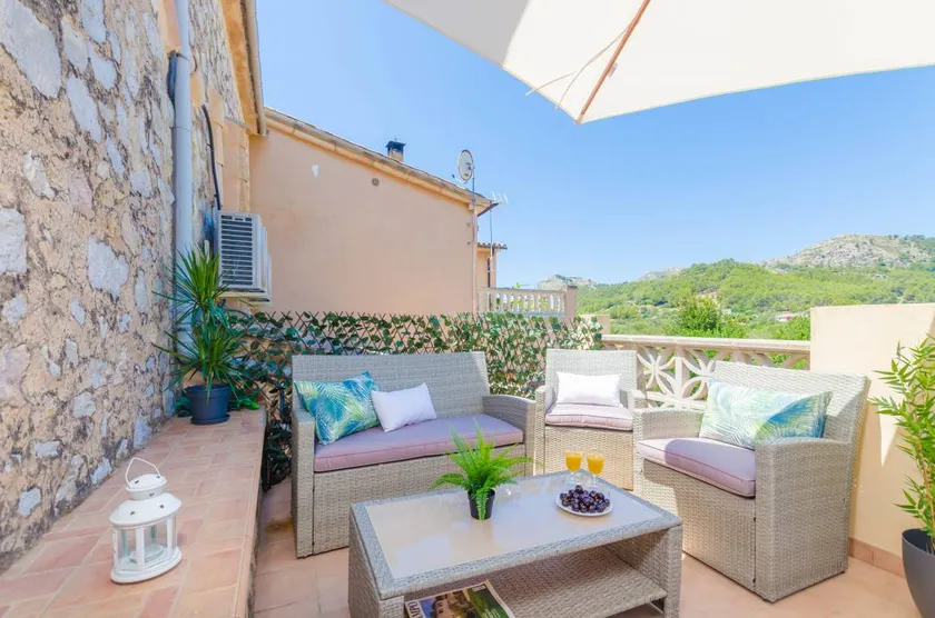 Chalet adatto alle famiglie con terrazza e griglia - Image 1