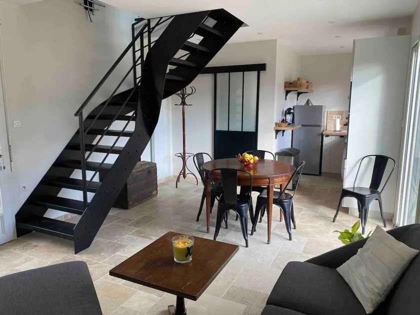 Fully equipped holiday apartment with garden & terrace | Garden view - Image 1