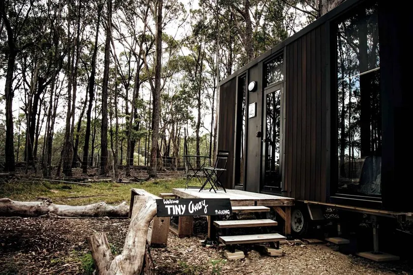 Tiny House Getaway with Firepit and Nature Reserve in Mullaway, Australia - Image 1