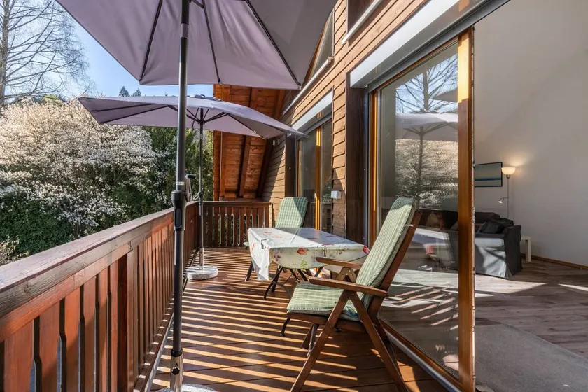 Apartment with terrace | Mountain view | Suitable for remote work - Image 1