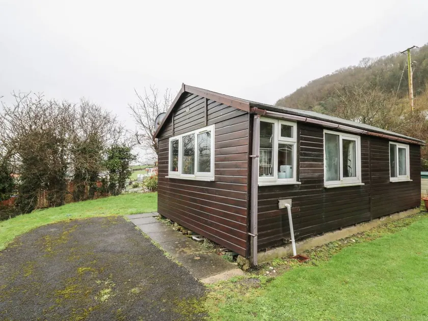Beautiful cottage with garden | Pet-friendly - Image 1