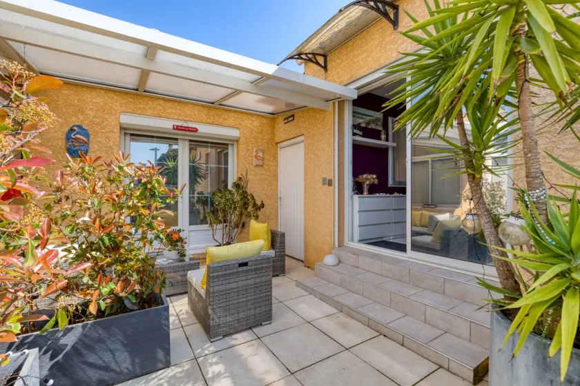 Apartment "La Casa tranquilia" – Relax and Enjoy the Marseillan Lifestyle - Image 1