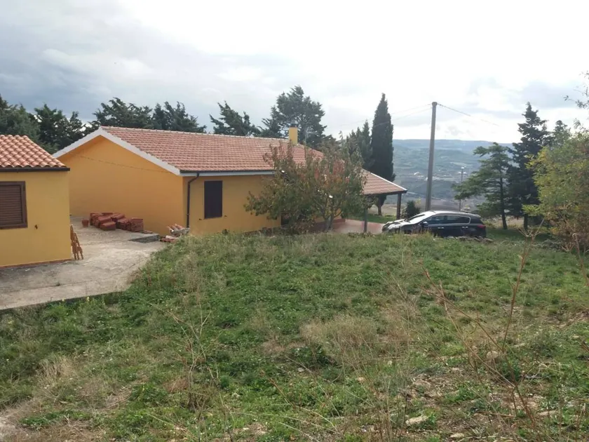 Studio with garden at Acerenza - Image 1