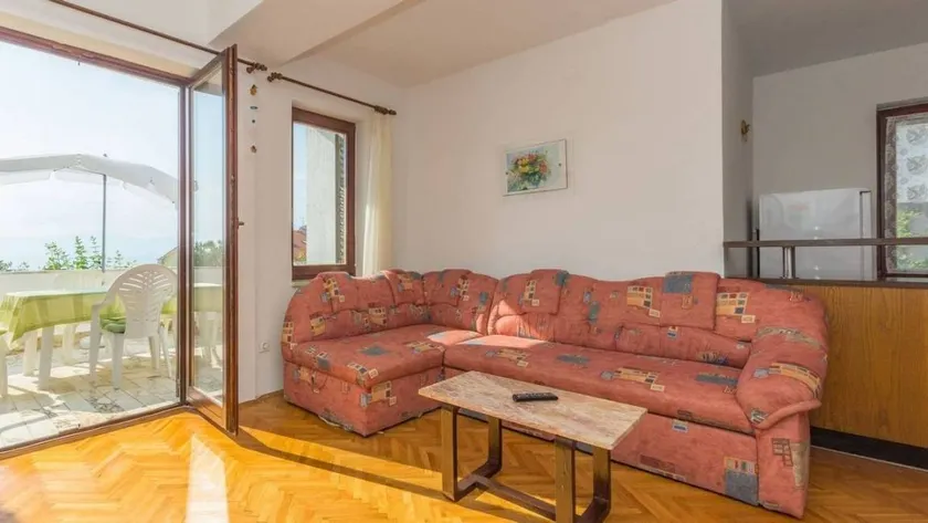 Holiday apartment with terrace | Sea view - Image 1