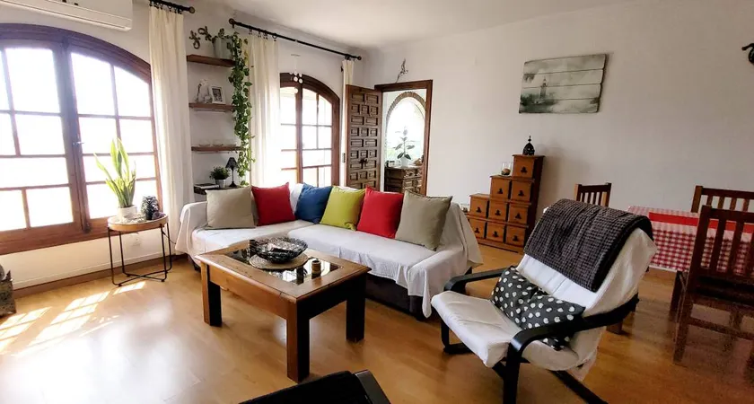 Fully equipped house with garden, terrace & pool | Garden view | Next to the beach | Perfect for remote work | Pet-friendly - Image 1