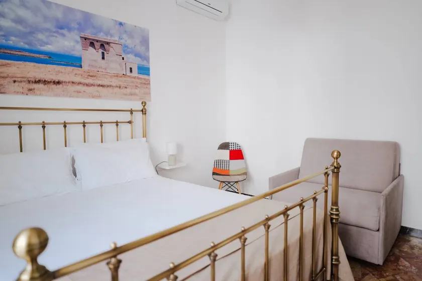 Chambre privée avec internet haut débit | Vue ville - Image 1