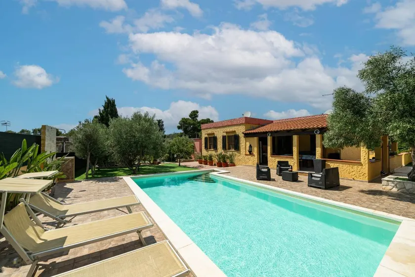 Familienorientierte tolle Villa mit Grill, privatem Pool und Terrasse | Bergblick | Hunde erlaubt - Image 1