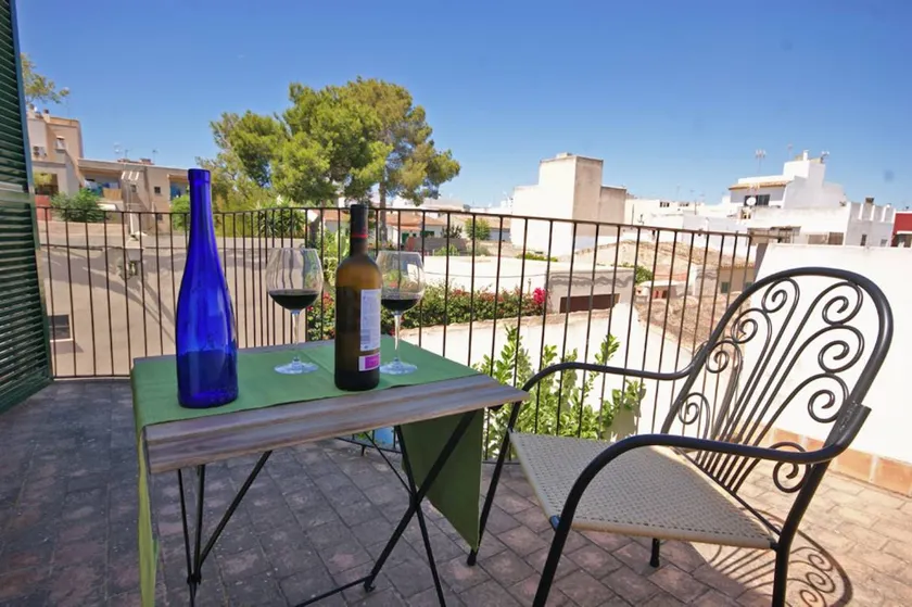 Holiday Home 'Sa Portassa' with Sea View, Wi-Fi and Air Conditioning - Image 1
