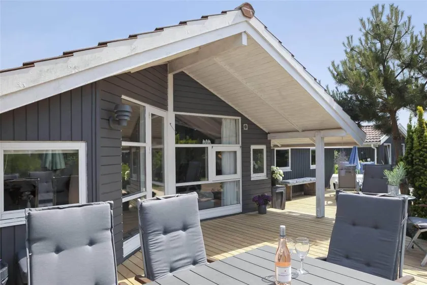 House with terrace & BBQ | Sea view - Image 1