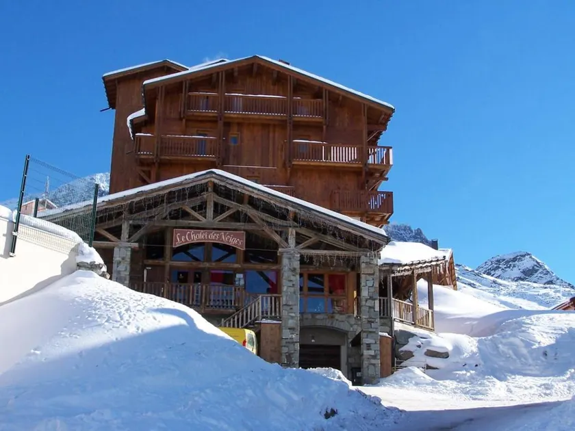 Bis 150m skipiste, fitness, schwimmbad, sauna, hammam, balkon, kamin oder ofen für holz, fernseher - Image 1
